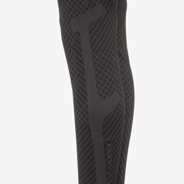 Slimfit Pantaloni sportivi 'Strike' di NIKE in nero