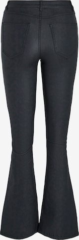 VILA جينز ذات سيقان واسعة سراويل 'Flair' بلون أسود