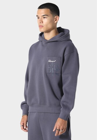 Felpa 'Typo' di Irasuto Studios in blu