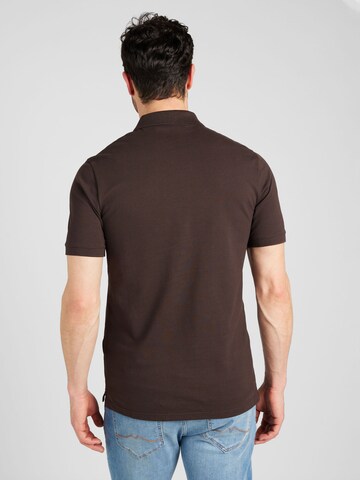 T-Shirt Lyle & Scott en marron