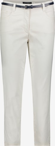 Betty Barclay Jeans in Wit: voorkant