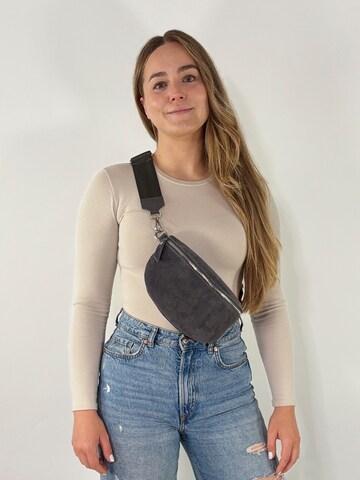 lePelou - Riñonera 'ARIA medium' en gris