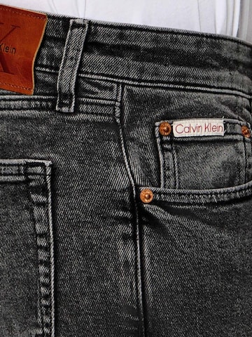 Calvin Klein Jeans Slimfit Jeans 'LV04RG709G' in Beige