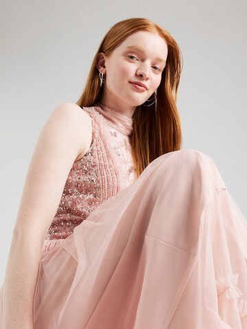 LACE & BEADS Коктейльное платье в Ярко-розовый