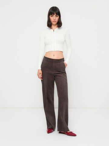 Wide leg Pantaloni cu dungă 'ONLKATEY' de la ONLY pe maro: față