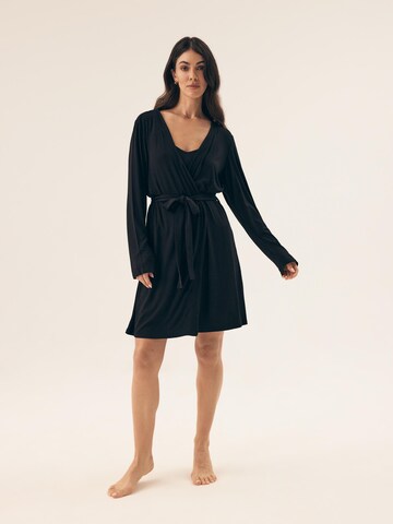ESOTIQ Short Bathrobe 'Risa' in Black