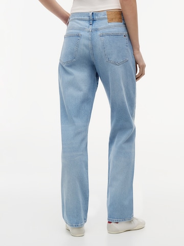 Largi Jeans 'KIRA' de la Tommy Jeans pe albastru