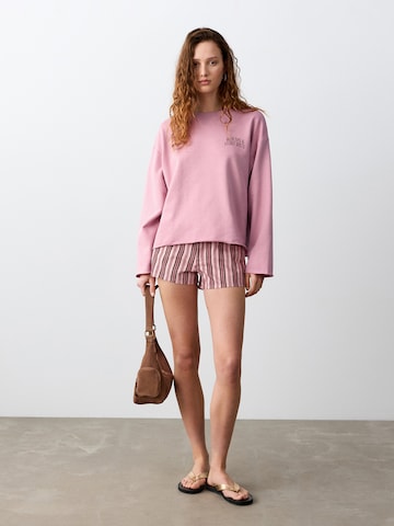 Bluză de molton 'TOURIST' de la MANGO TEEN pe roz