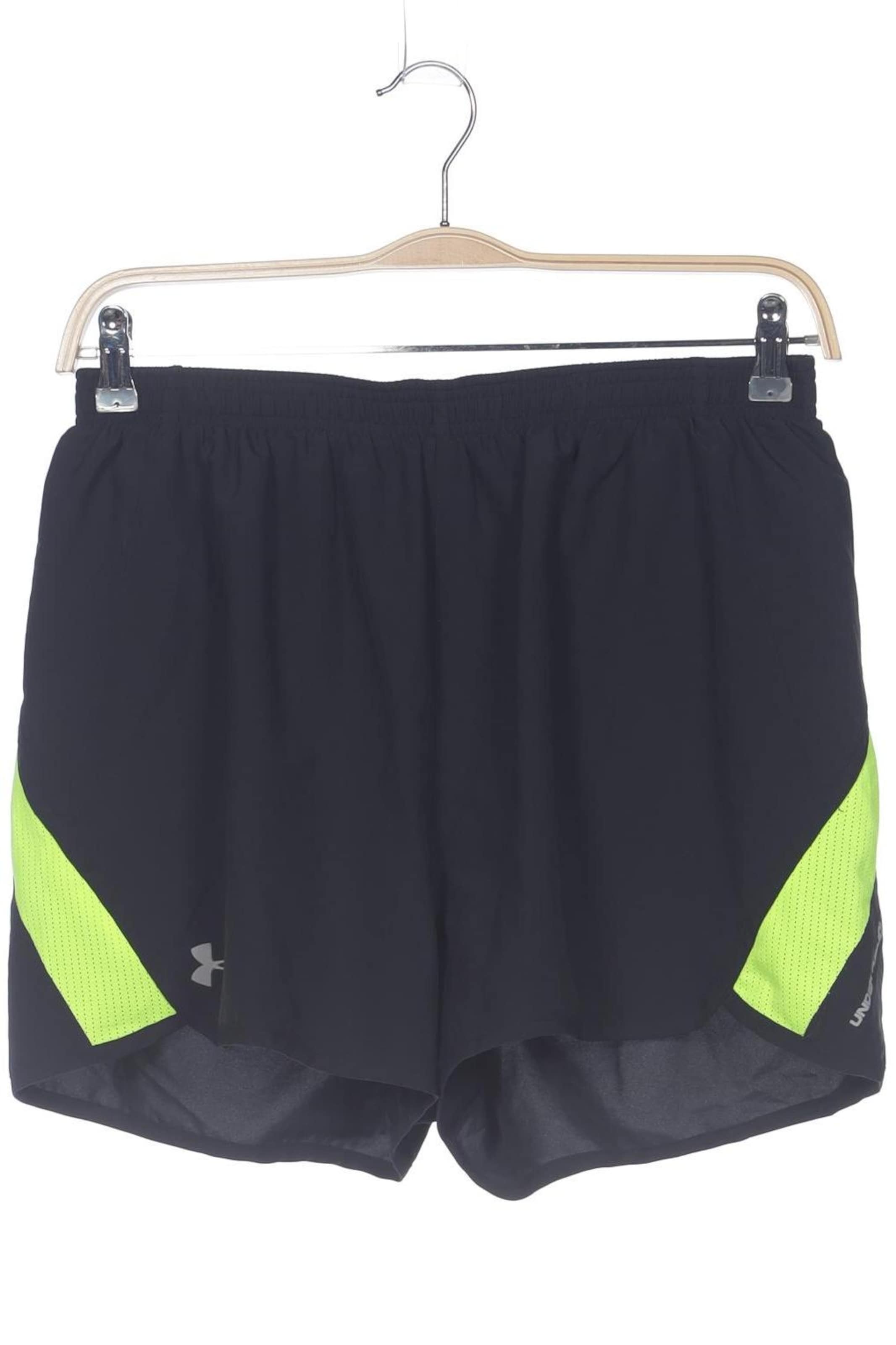 UNDER ARMOUR Shorts in L in Black: front