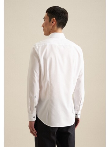 SEIDENSTICKER Slim Fit Hemd 'Shaped' in Weiß
