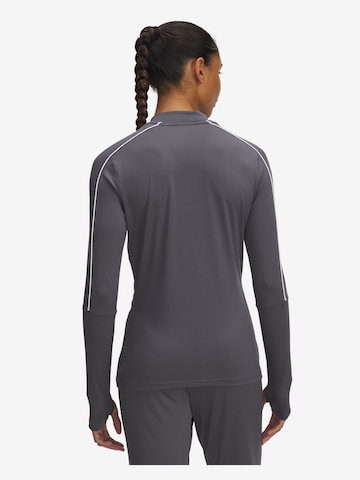 UNDER ARMOUR Funktionsshirt 'Challenger' in Grau