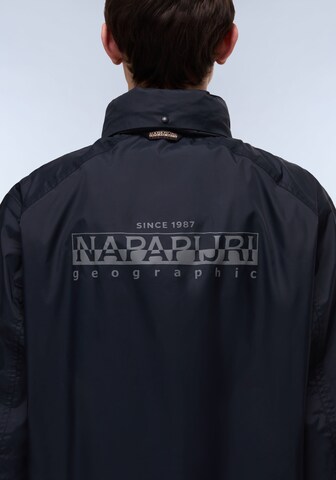 NAPAPIJRI Jacke in Schwarz