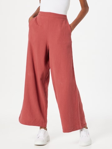 Brava Fabrics Loosefit Broek in Rood: voorkant