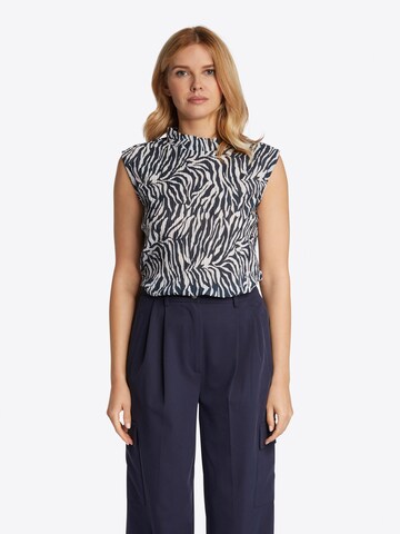 Rich & Royal Shirt in Blue: front