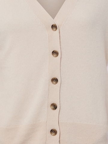Cardigan Marie Lund en beige