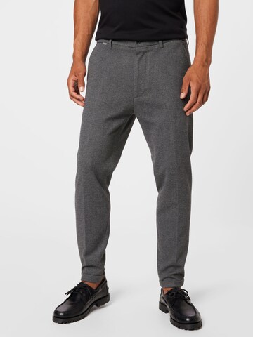 Coupe slim Pantalon CINQUE en gris : devant