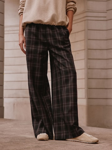 Wide leg Pantaloni di Next in nero: frontale