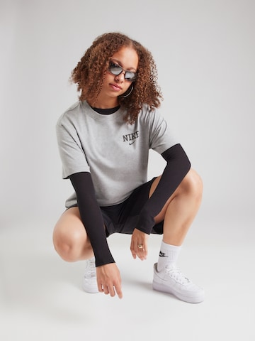 Nike Sportswear Shirt in Grey
