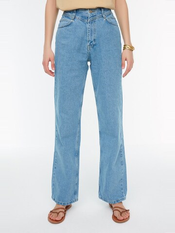Trendyol Wide leg Jeans in Blue: front
