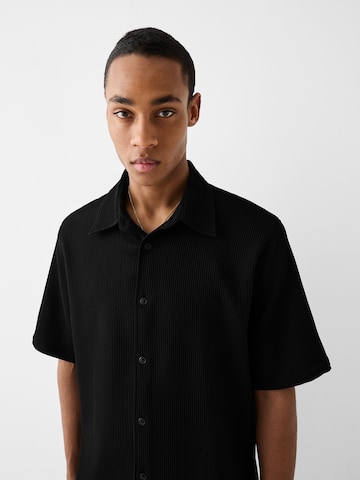 Bershka Regular fit Overhemd in Zwart
