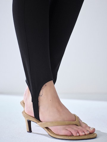 Next Skinny Jeggings in Zwart
