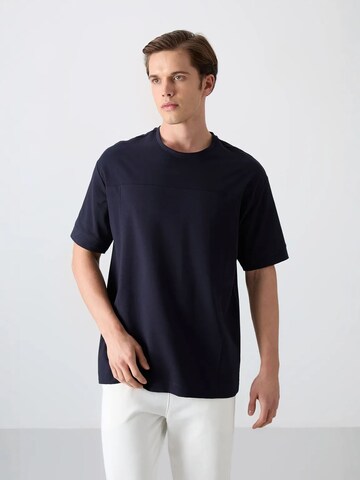 Tommy Life Shirt in Blue: front