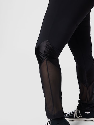 Urban Classics - Skinny Leggings em preto