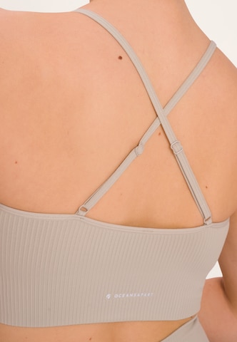 OCEANSAPARTBustier Sportski grudnjak 'Maya' - siva boja