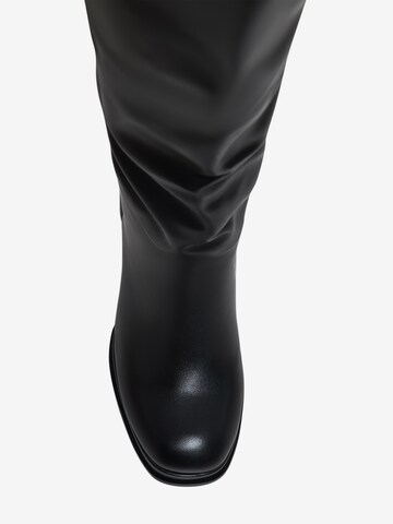 CESARE GASPARI Boots in Black