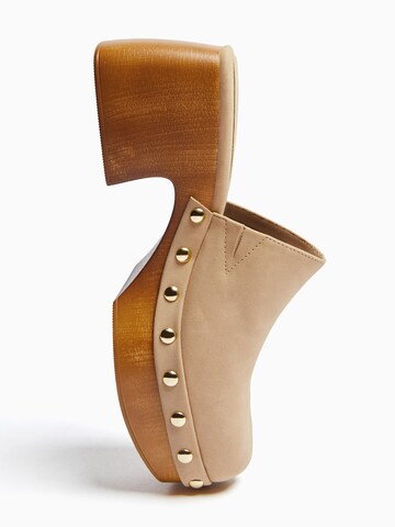Bershka Innesko i beige
