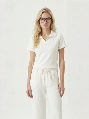 Completo pantalone di Happiness İstanbul in bianco
