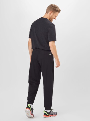 ADIDAS PERFORMANCE Tapered Sporthose in Schwarz