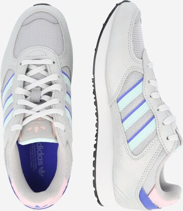 Sneaker bassa di ADIDAS ORIGINALS in argento