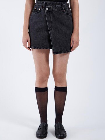 Dr. Denim Rock 'Renay Skirt'‌‌‌‌‌‌‌‌‌‌ in Schwarz