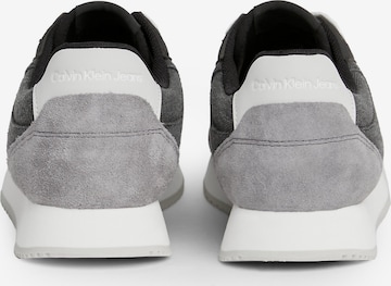 Calvin Klein Jeans Sneakers in Grey