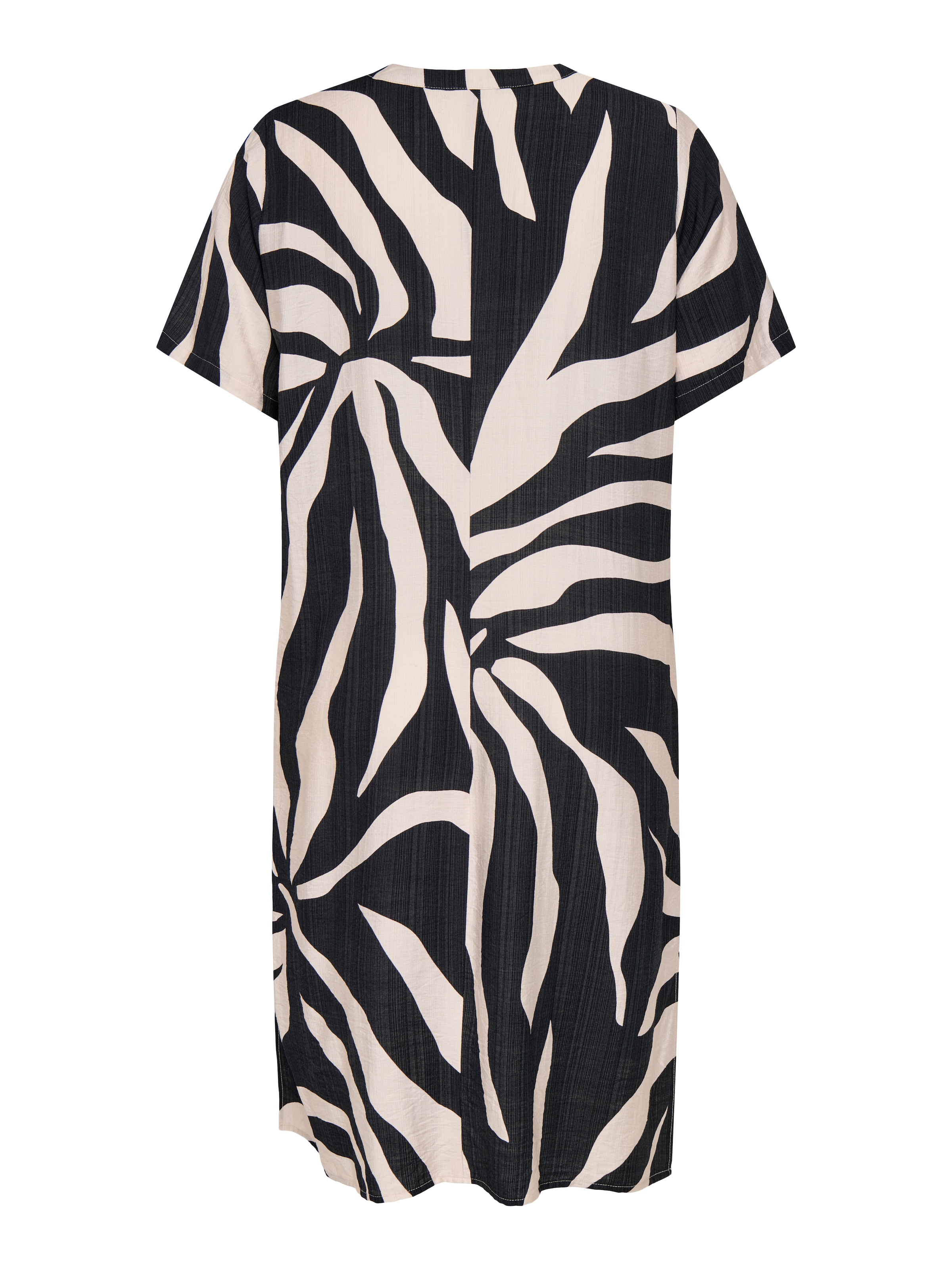 ONLY Carmakoma Kleid in Schwarz