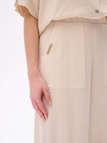 Blue Shadow Regular Hose‌‌‌‌‌‌‌ in Beige