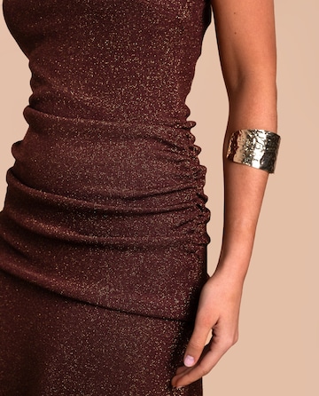 Robe de soirée THE-ARE en rouge