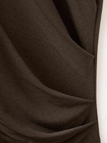 MANGO Kjole 'MILENA' i brun
