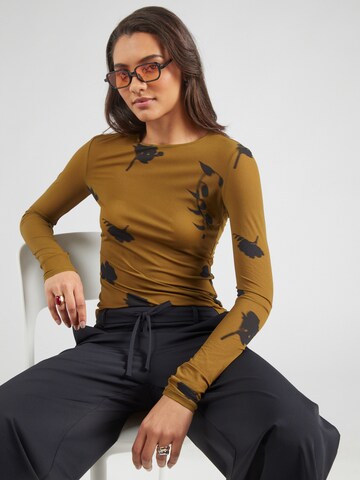 Max Mara Leisure Тениска 'EFFETTO' в зелено: отпред