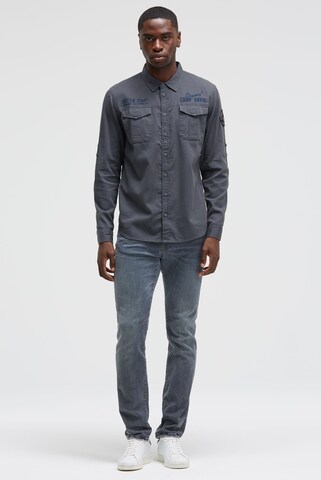 CAMP DAVID Regular fit Button Up Shirt in Blue: front