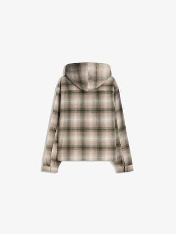 Veste mi-saison Bershka en vert