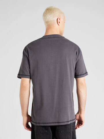 Calvin Klein Jeans T-Shirt in Grau