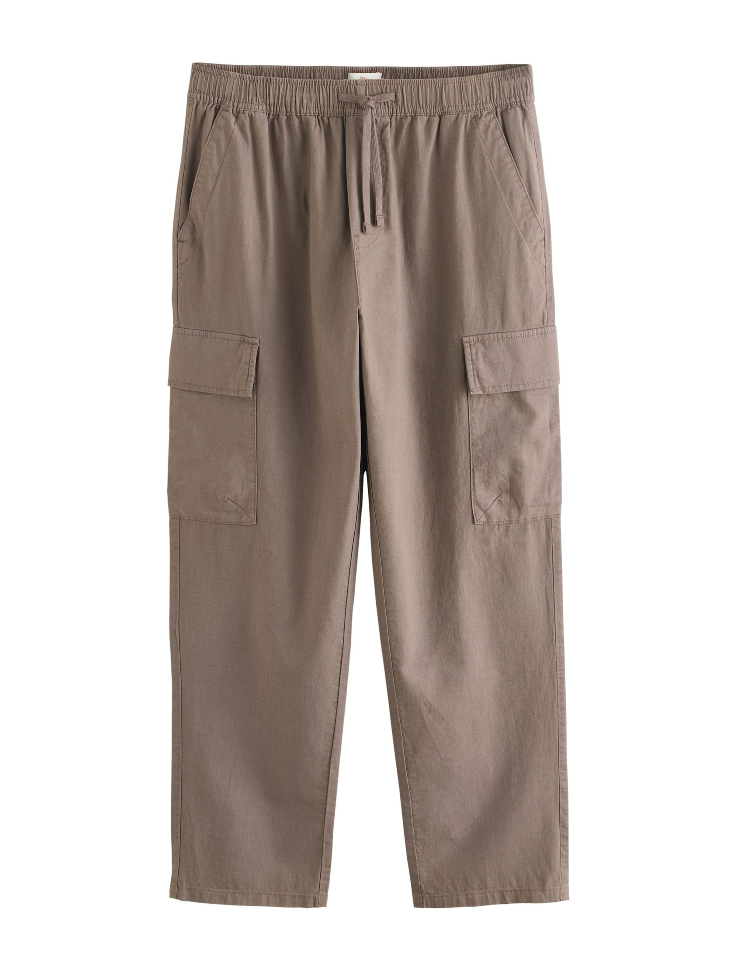 Next Cargohose in Braun: Vorderseite