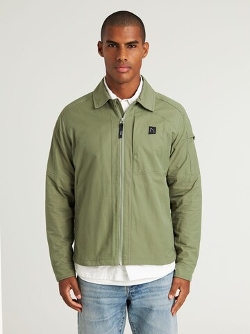 CHASIN' Between-season jacket 'Oten' in Green: front