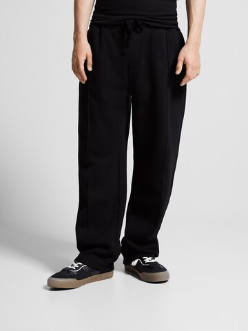 Loosefit Pantaloni di Bershka in nero: frontale