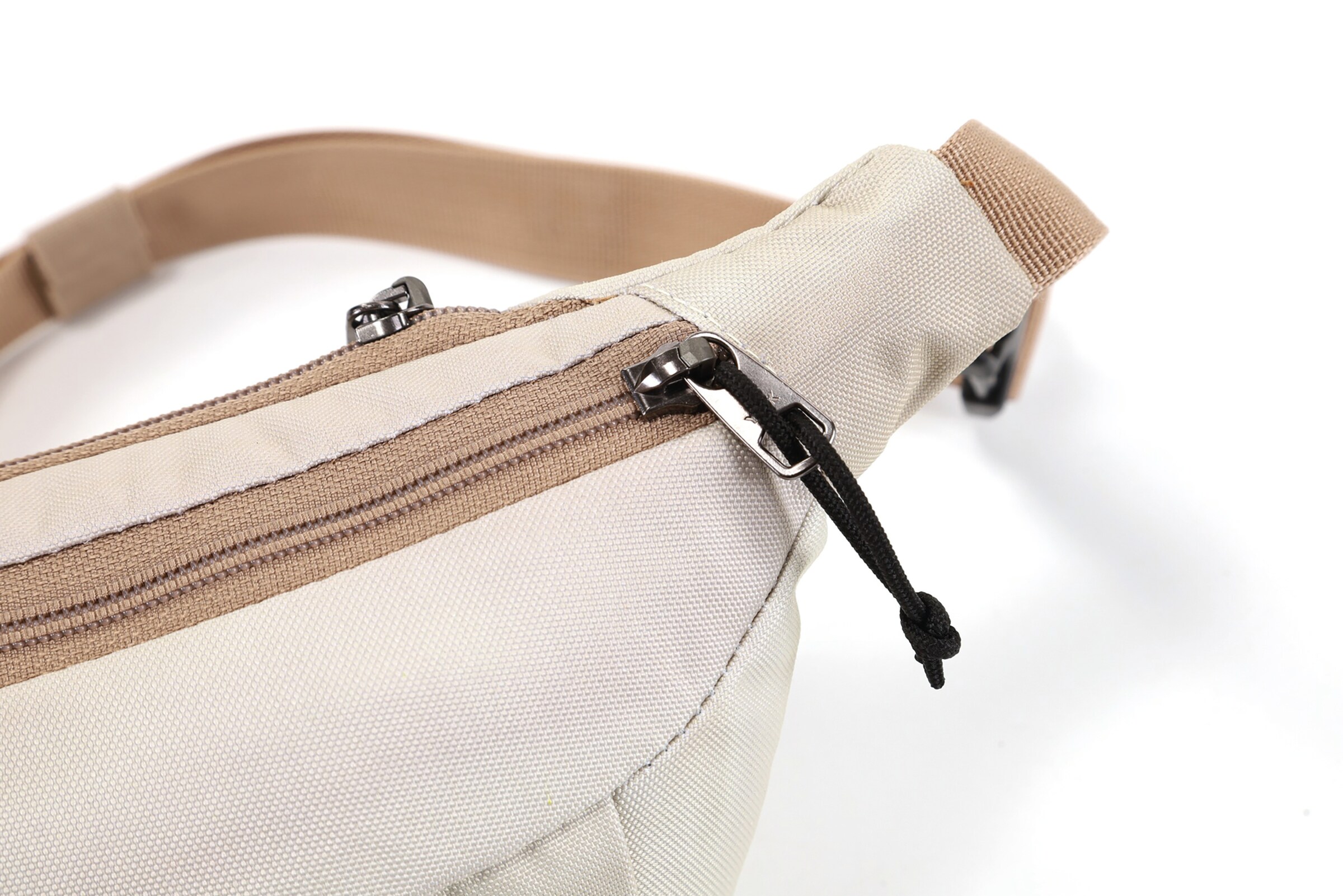 NITRO Fanny Pack in Beige