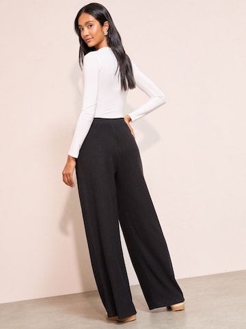 Friends Like These Bő szár Nadrág - fekete