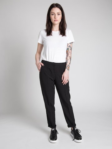 Baggy Pantaloni 'HALLE 2.0' di minimum in nero: frontale