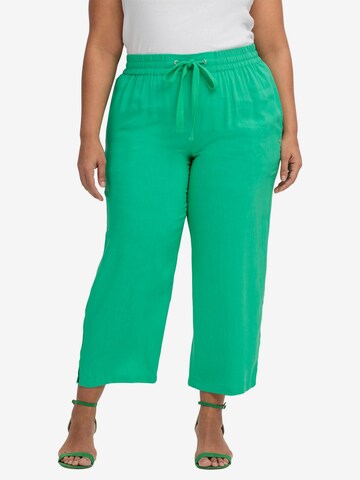 SHEEGO Loose fit Pants in Green: front